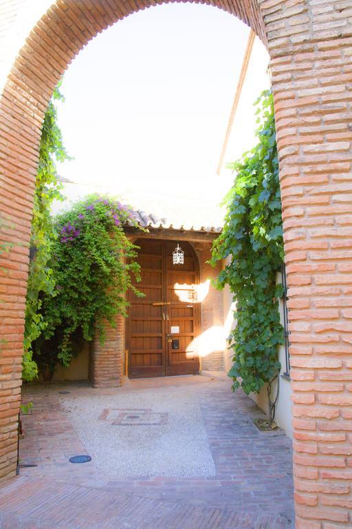 Отель Hospederia Convento De Santa Clara Пальма дел Рио Экстерьер фото
